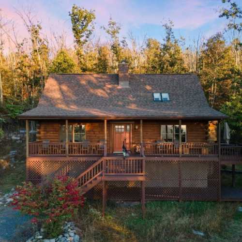 Please note that the main level is up a full flight of stairs