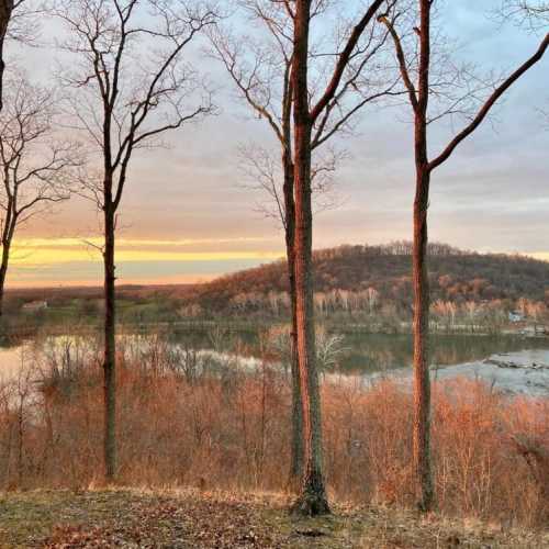 The view of the river is beautiful all year round