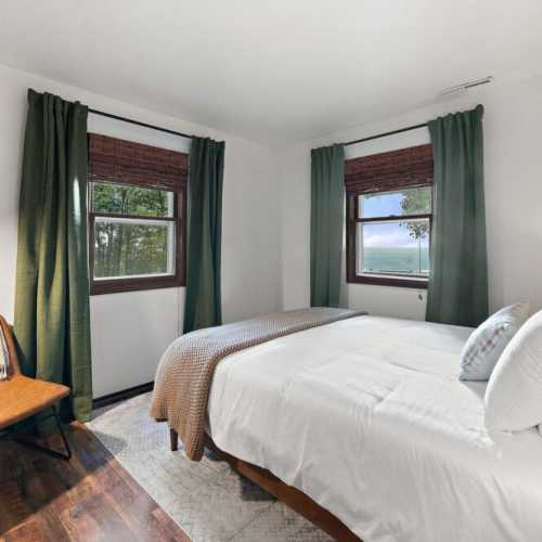 Bedroom #2: Queen bed, main floor