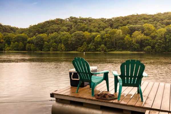 Camp Patowmack – Riverfront, Hot Tub, and Sauna!