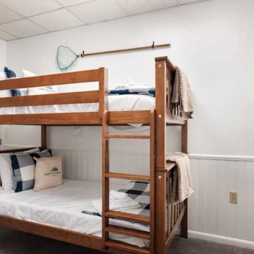 Bedroom 4: bunk bed on the lower level