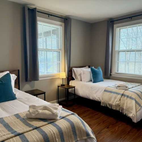 Bedroom #2: two twin beds