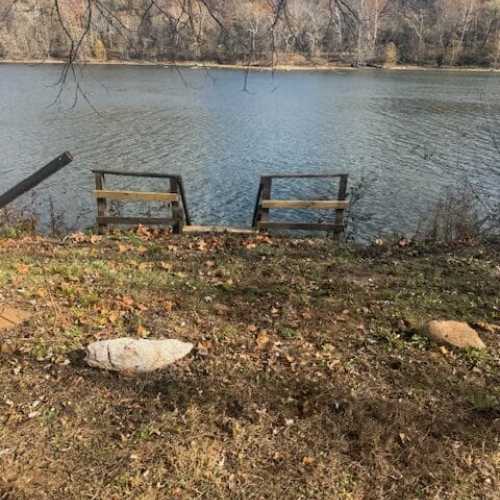 Private waterfront area