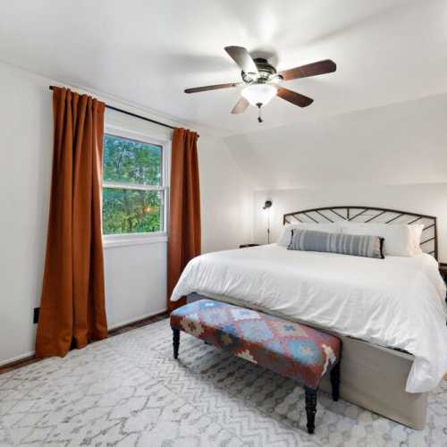Bedroom #1: King bed, 2nd floor