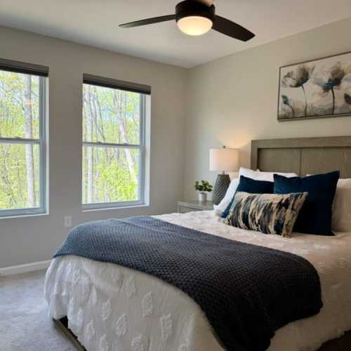 Bedroom 2: queen bed, main floor
