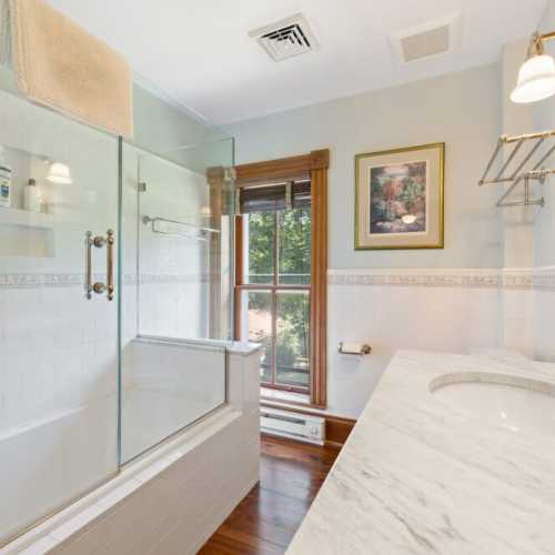 Bathroom #3: 2nd floor, bathroom for bedrooms #2 and #3