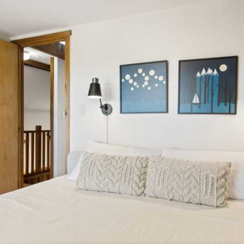 Bedroom 2: King bed, 2nd floor, balcony overlooking the river!