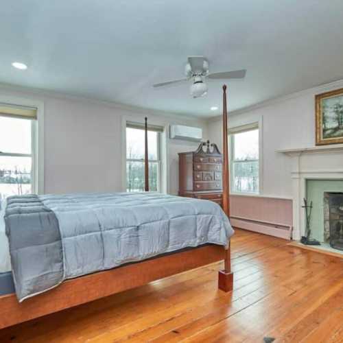 Bedroom #3: queen bed on 2nd floor