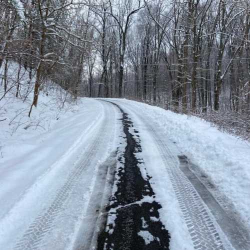 The last 100 yards of the road will have you making a hairpin turn to drive up a steep paved road to the top of a hill. When it snows, going up or down this hill will be very difficult to do without four wheel drive, snow tires, and/or chains. Please be prepared! We have had guests in the past who were not able to make it up the hill in a snowstorm.