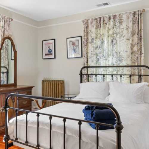 Bedroom 3: Queen bed on 2nd floor