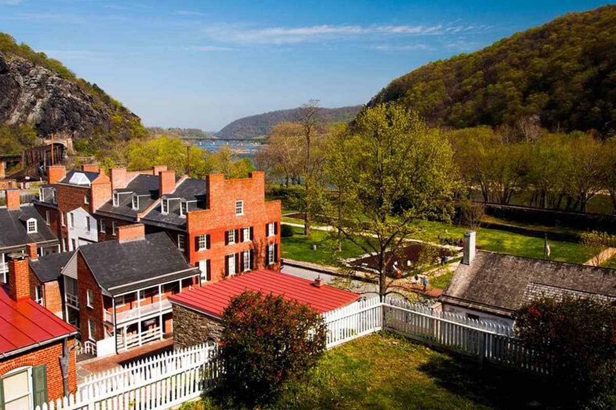 Your Travel Guide to Downtown Harpers Ferry - Mountain Mama