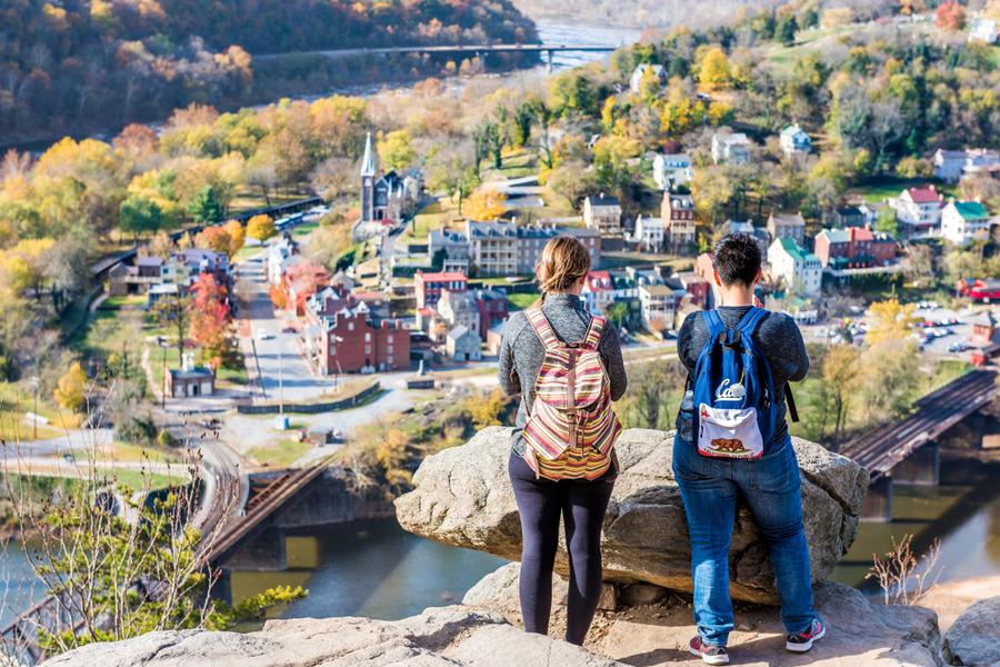 Harpers Ferry Fall Foliage: When & Where to See It